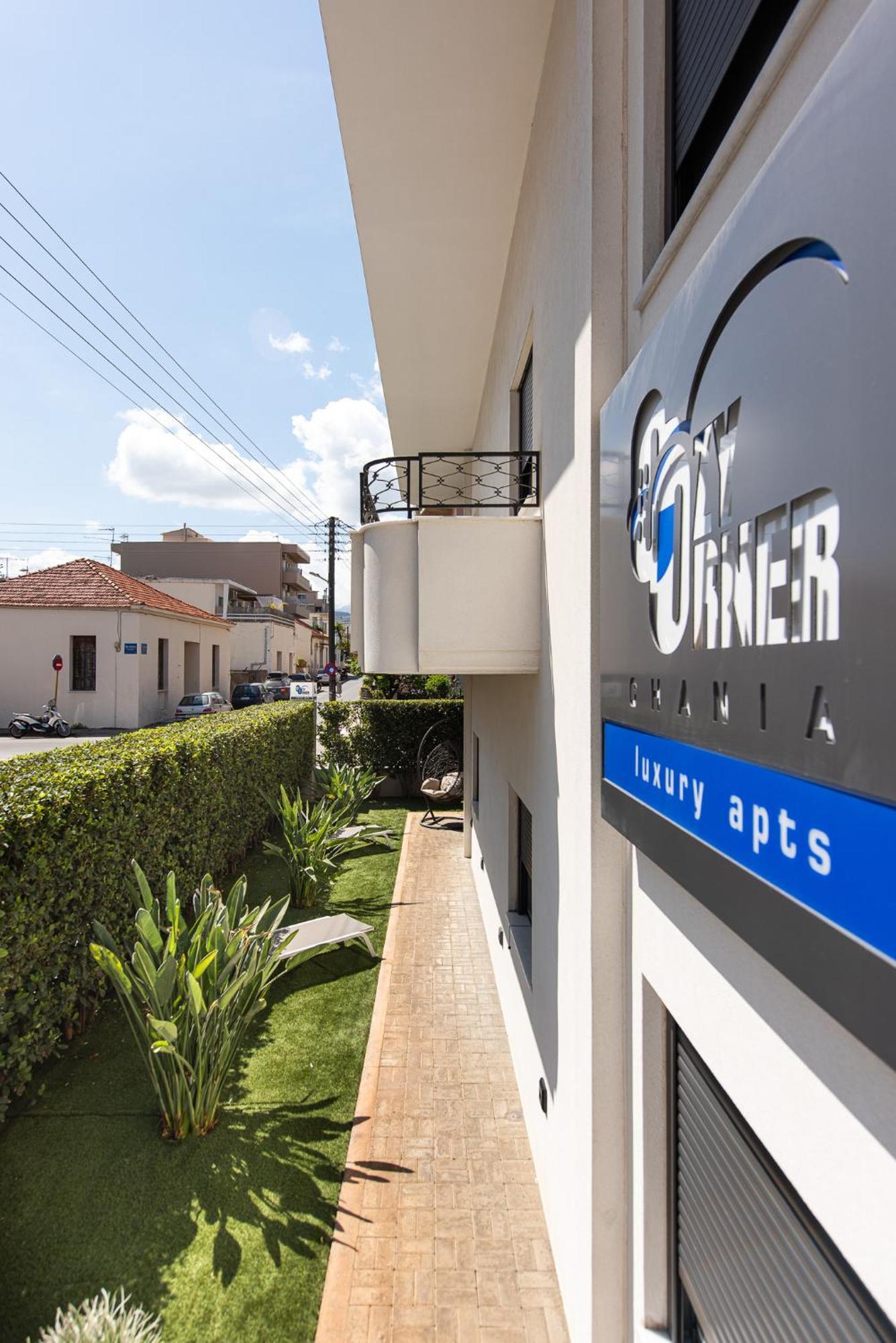 Cozy Corner Luxury Apartments Chania  Ngoại thất bức ảnh